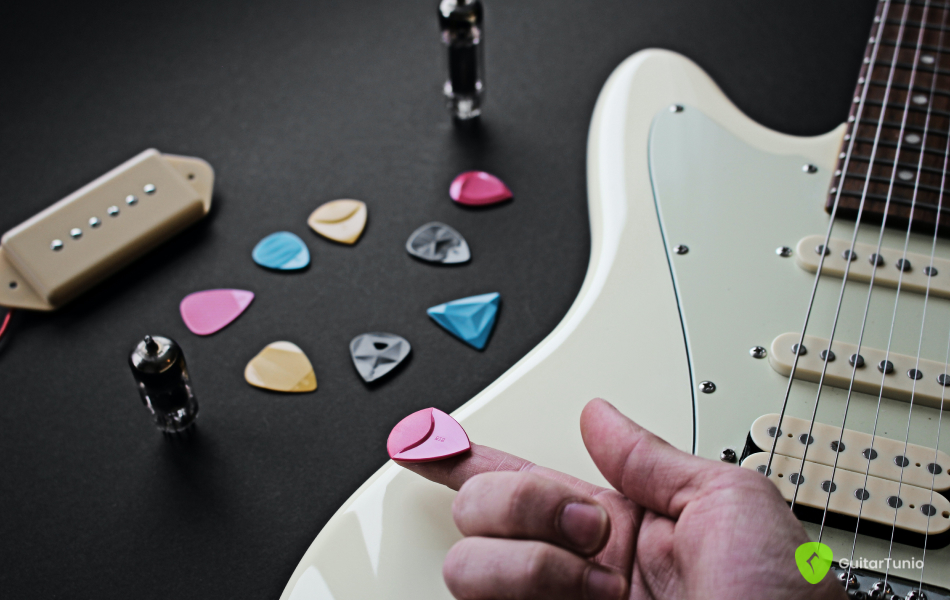 How To Choose A Guitar Pick Guitar Tuner Guitar Tunio How To Choose A Guitar Pick Guitar Tuner Guitar Tunio