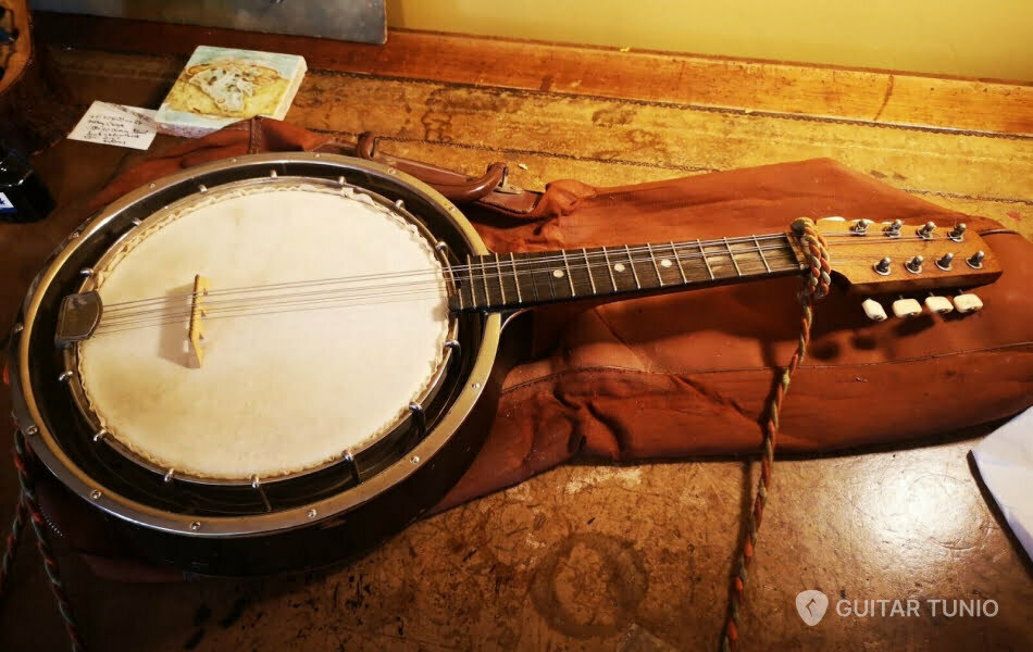 Exploring Banjo Accessories