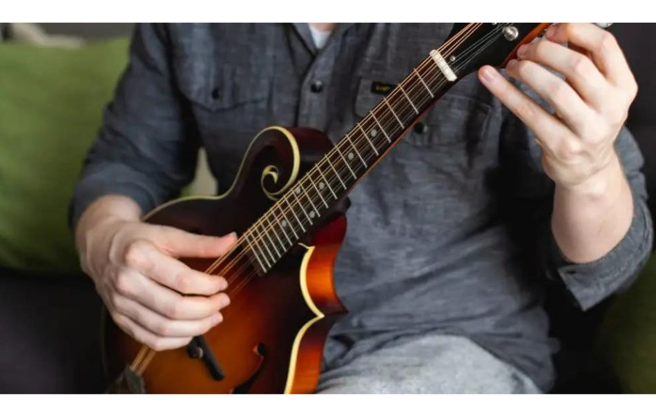 Cajun tuning - alternative tuning for mandolin