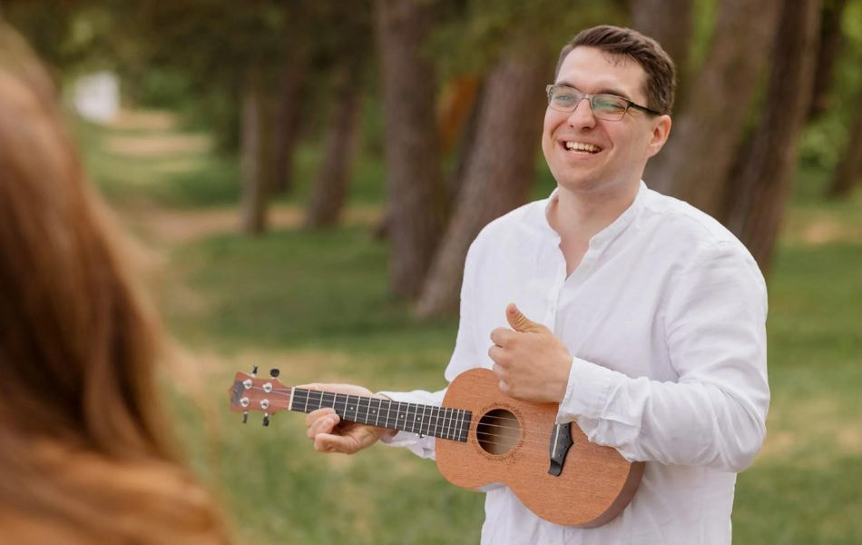 Instruction For Left-Handed Ukulele Players