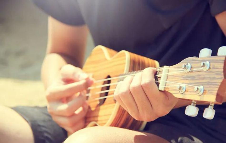 How To Play Bbm7 Ukulele Chord